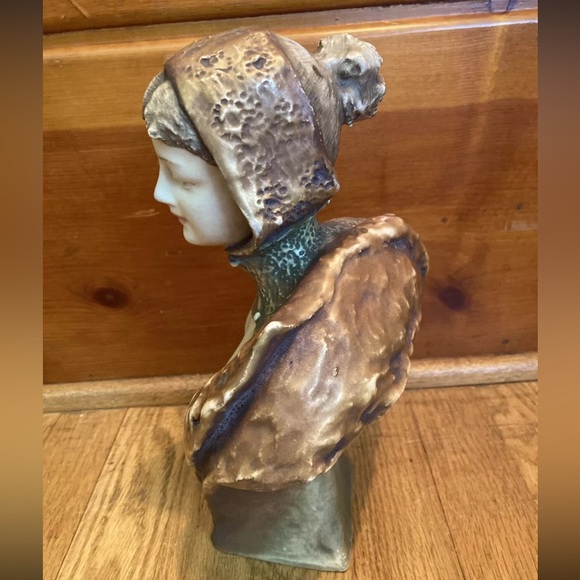 Art Nouveau Bust AMPHORA - Picture 6 of 15